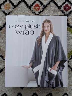 Premier Comfort Cozy Plush Wrap/Robe, Grey, One Size, New